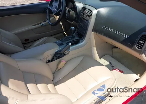 2005 Chevrolet Corvette из США, поврежденный, VIN 1G1YY34U155119740